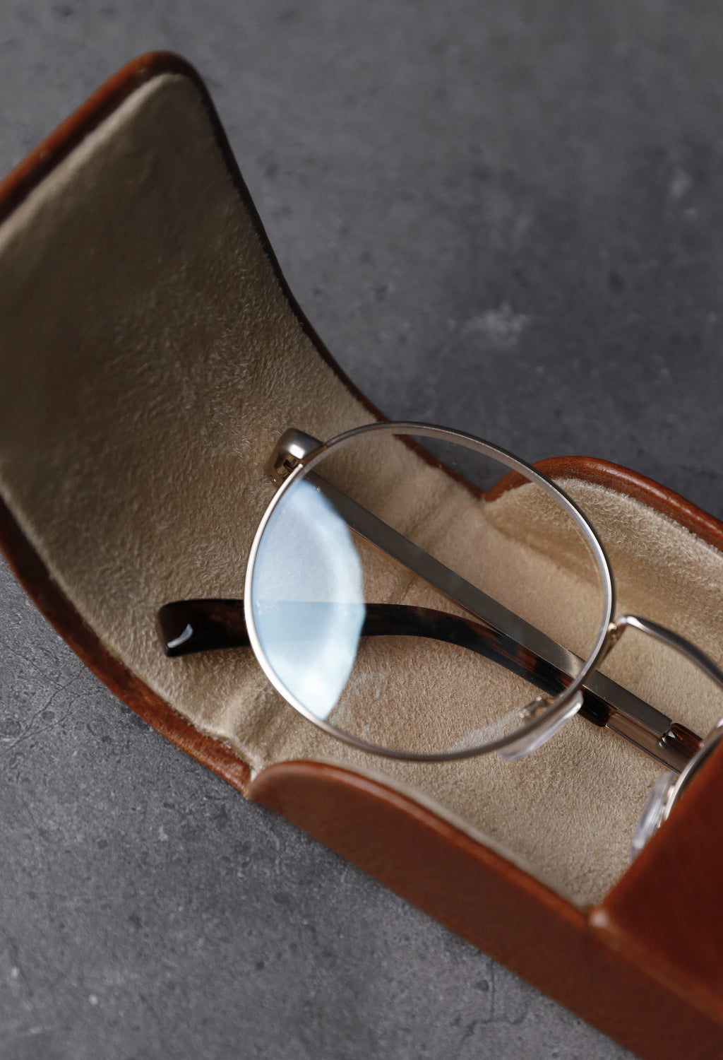 Małe wyroby skórzane dla mężczyzn