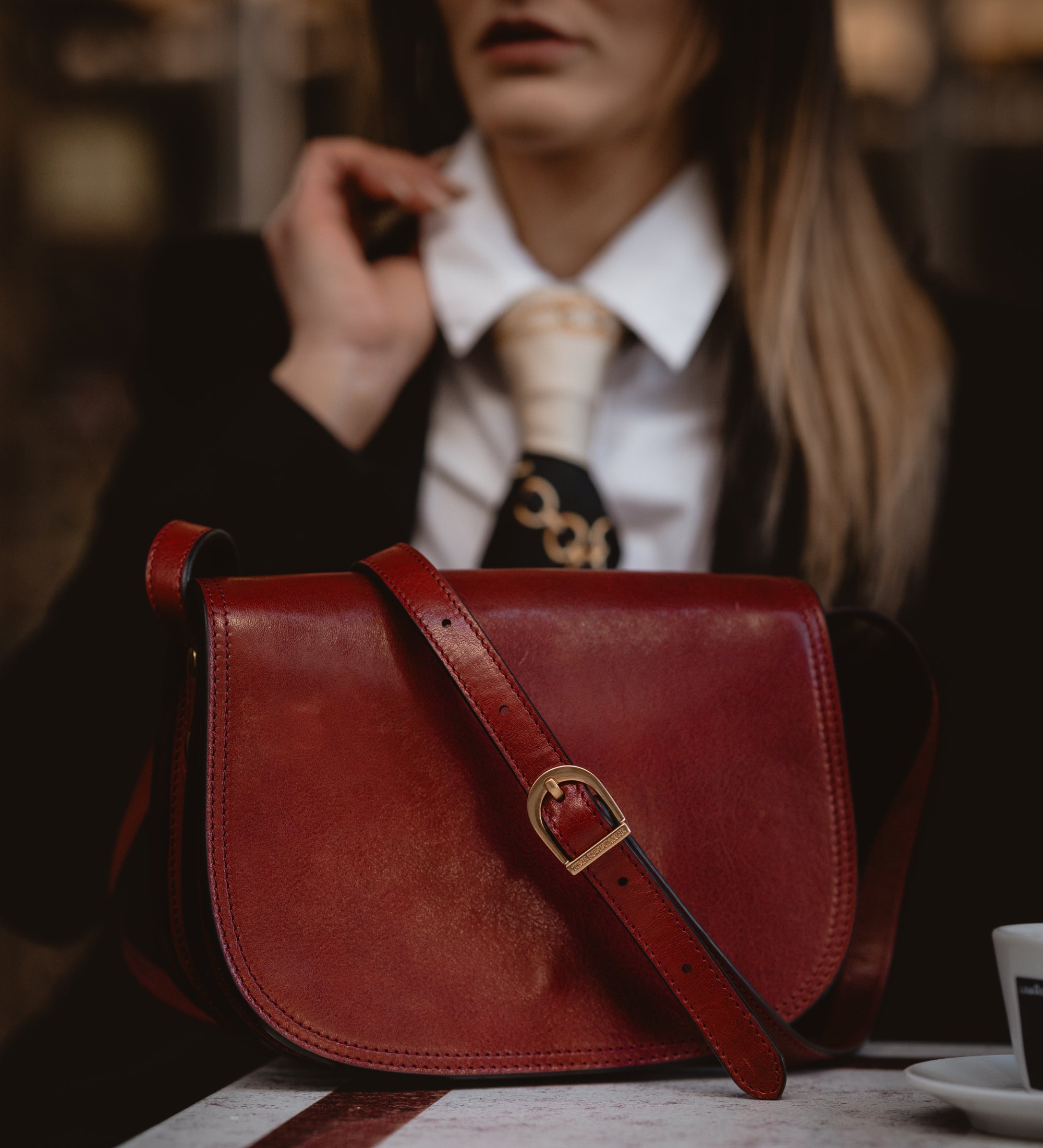 Skórzana torba saddle torba crossbody dla kobiet - Moonfleet