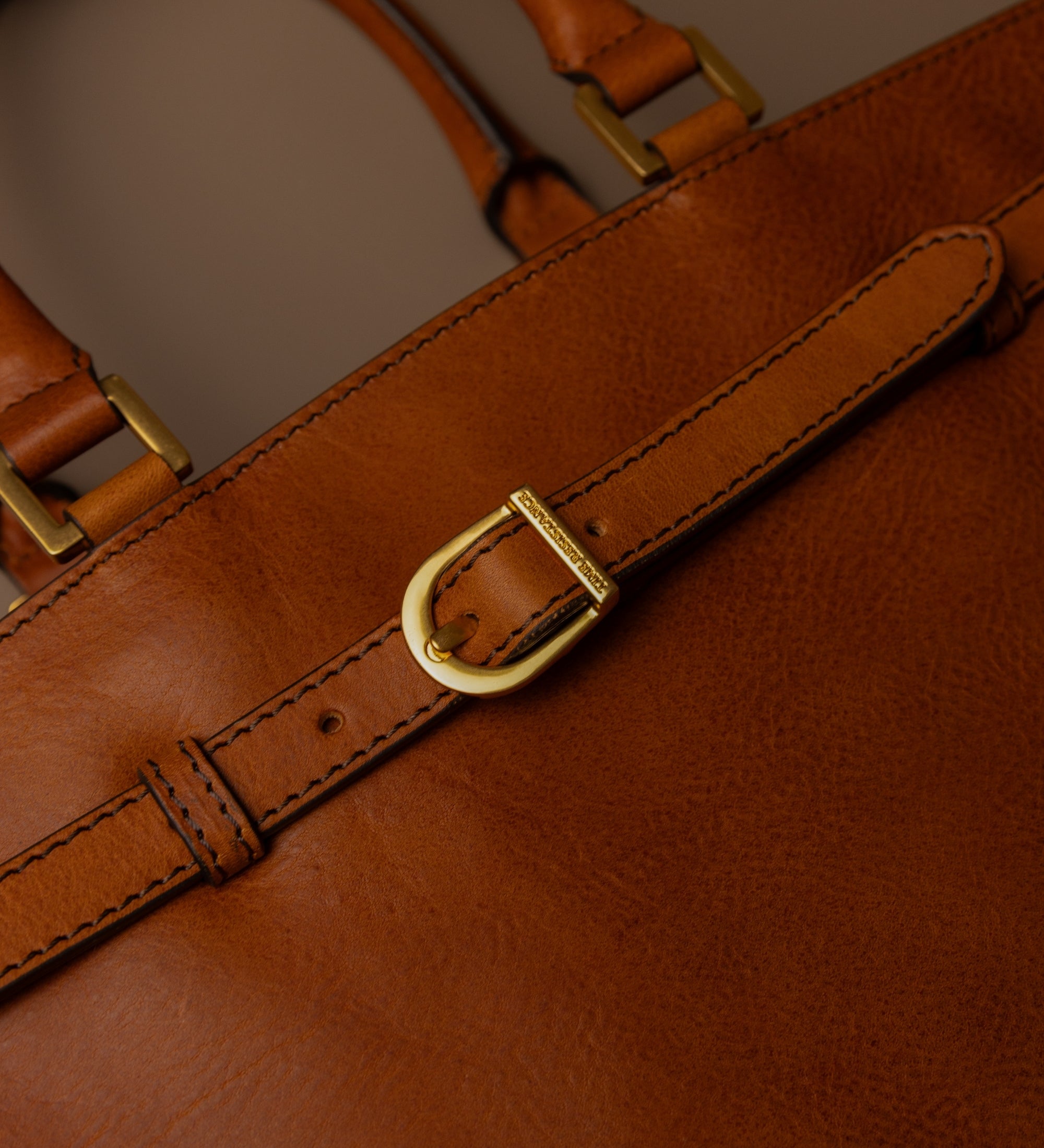 Skórzana torebka dla kobiet - Shirley