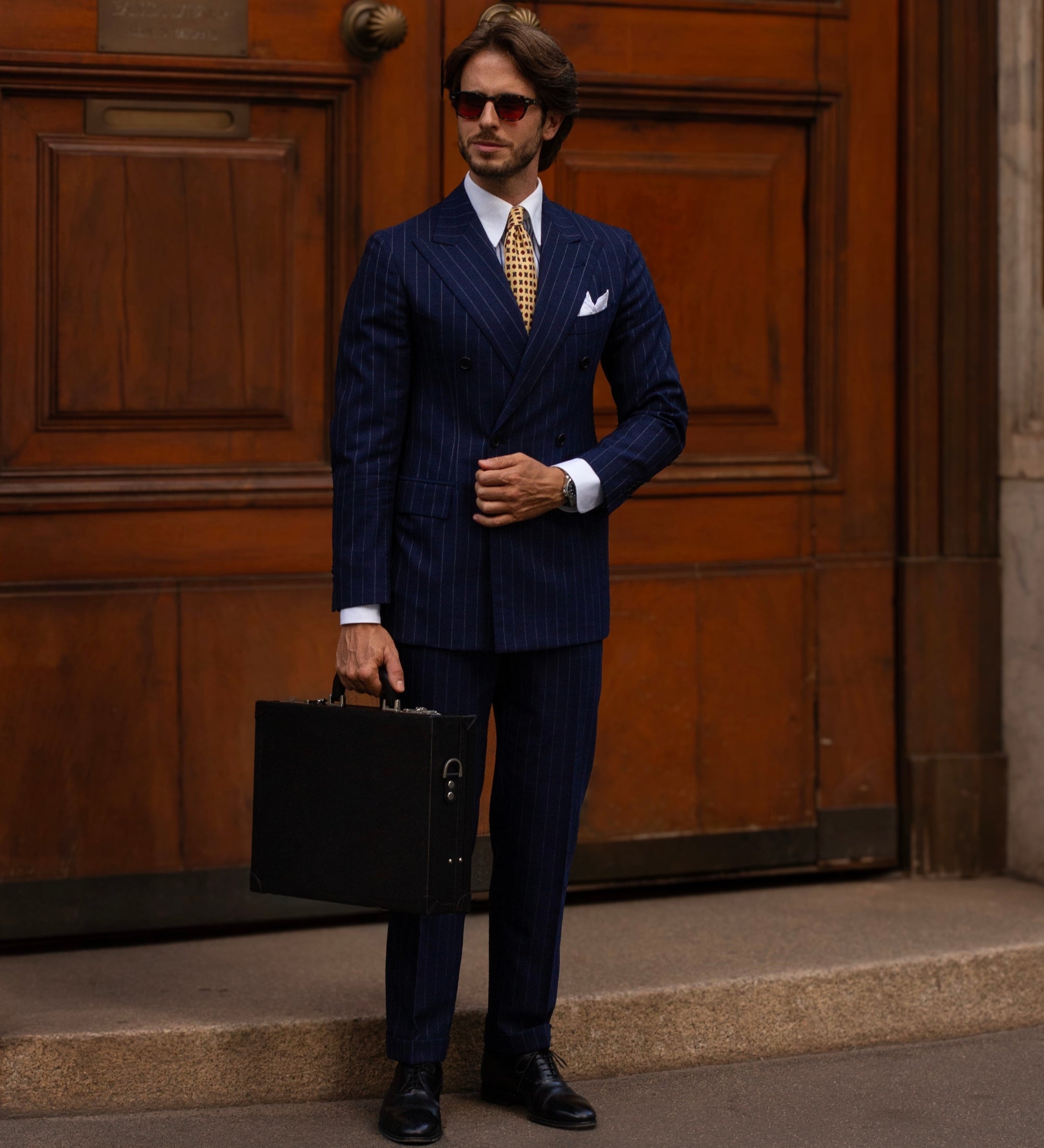 Skórzana teczka dyplomatyczna - A Legacy