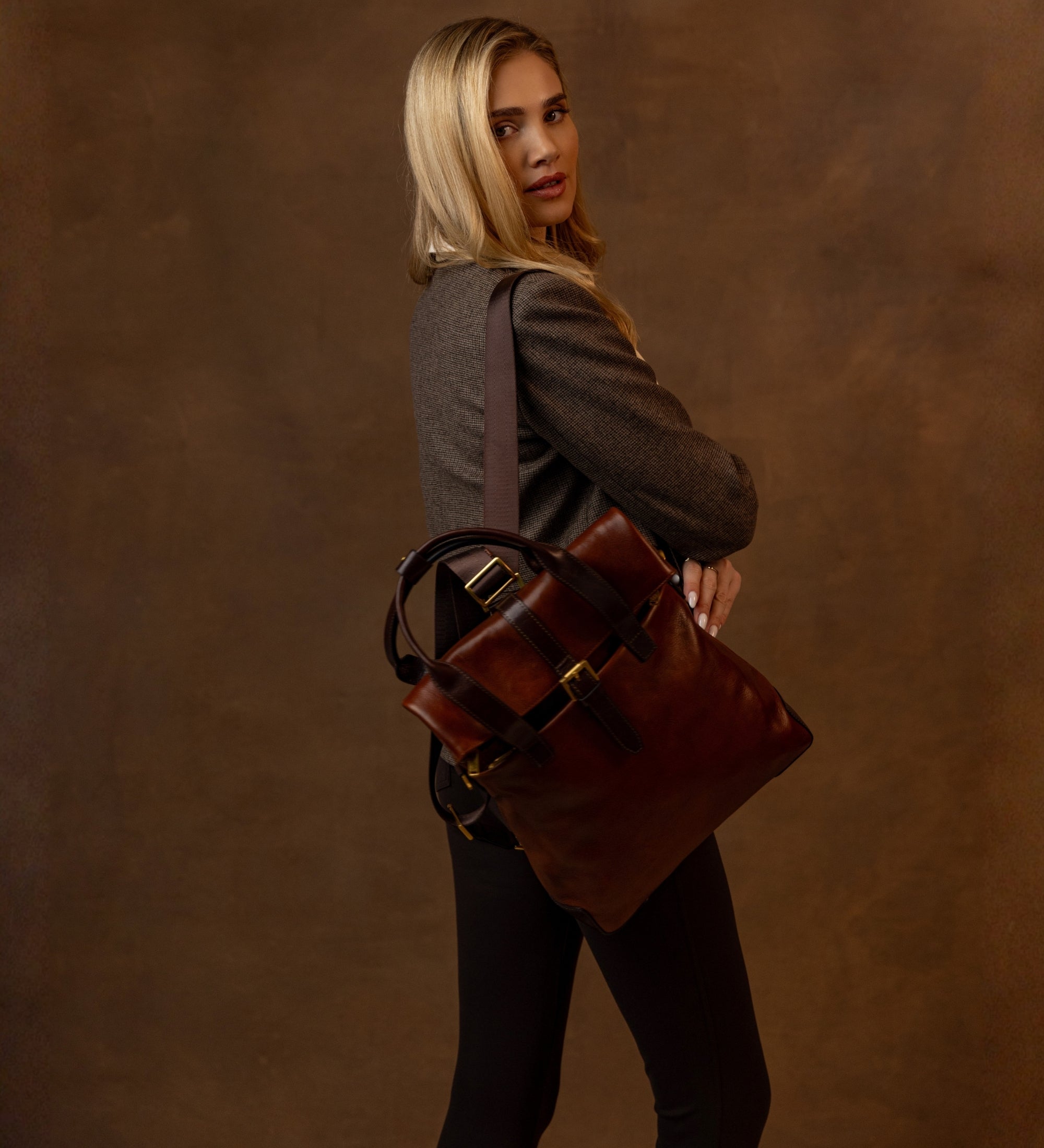 Skórzana torba na ramię/plecak wielofunkcyjny dla kobiet - The Awakening