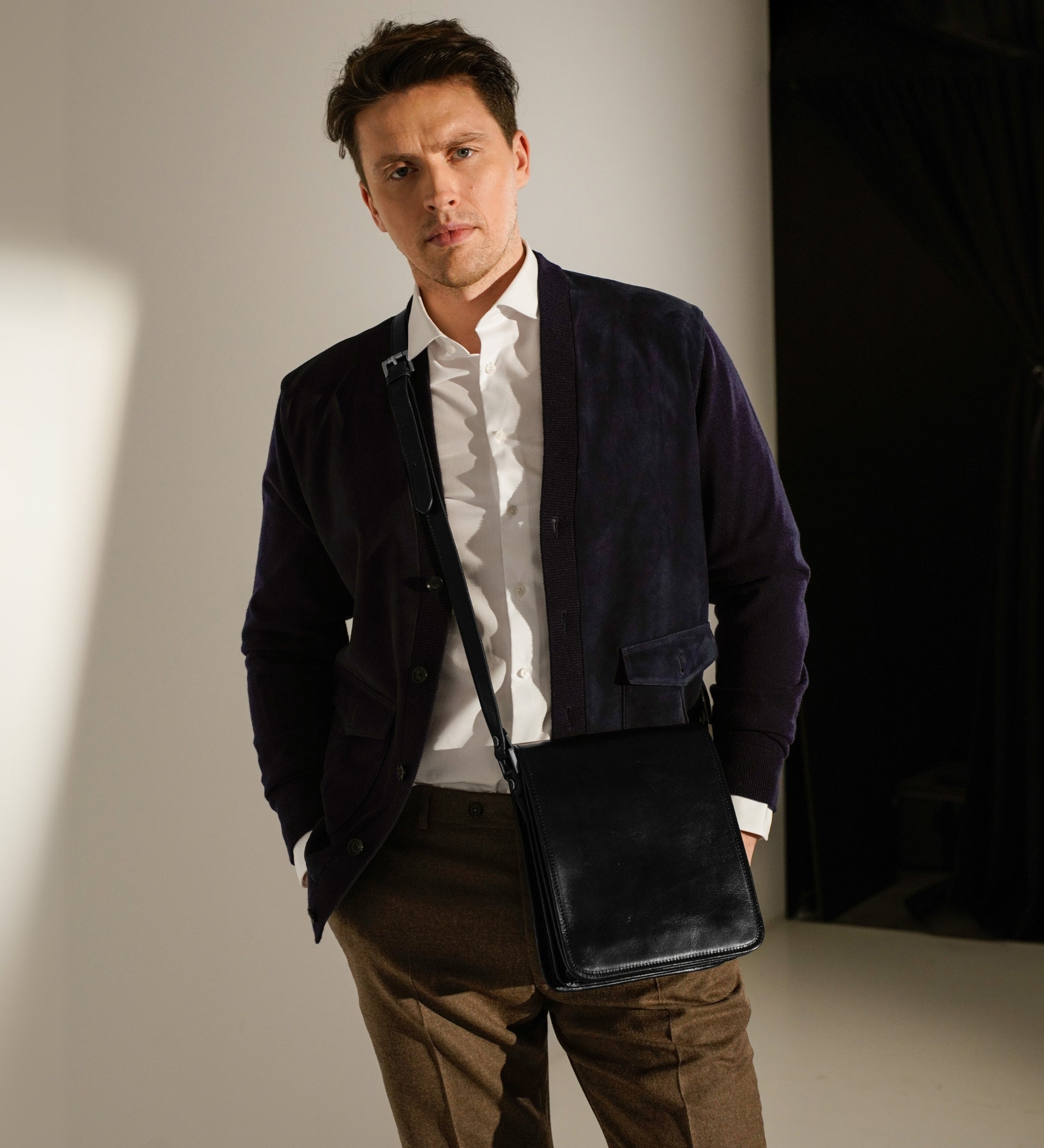 Mała skórzana torba listonoszka - On The Road