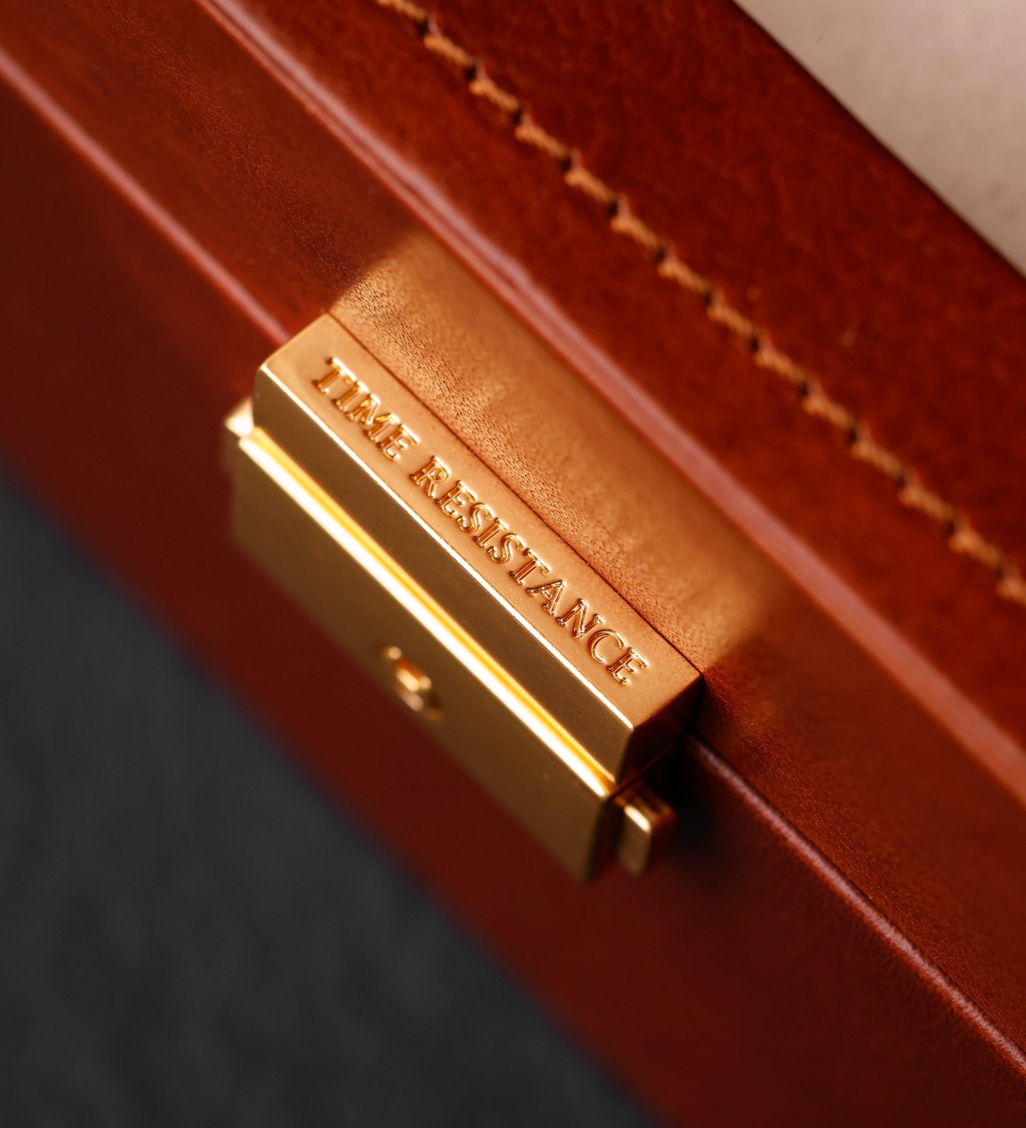 Skórzane pudełko na zegarki, organizer na zegarki - Silence