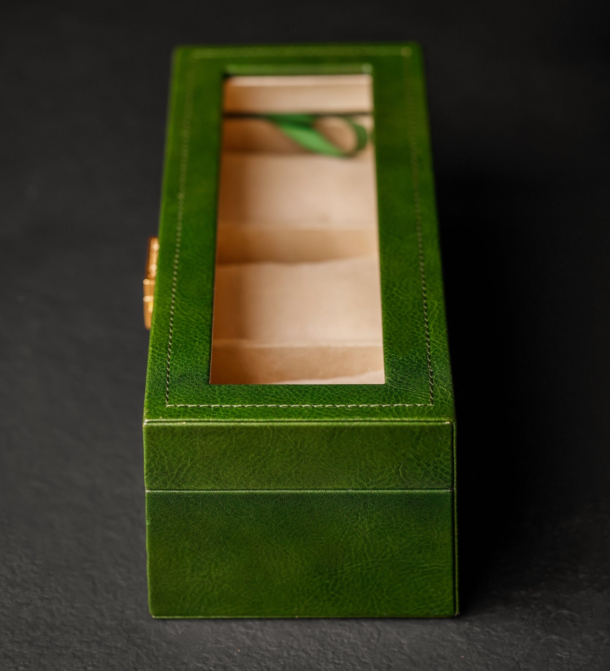 Skórzane pudełko na zegarki, organizer na zegarki - Silence