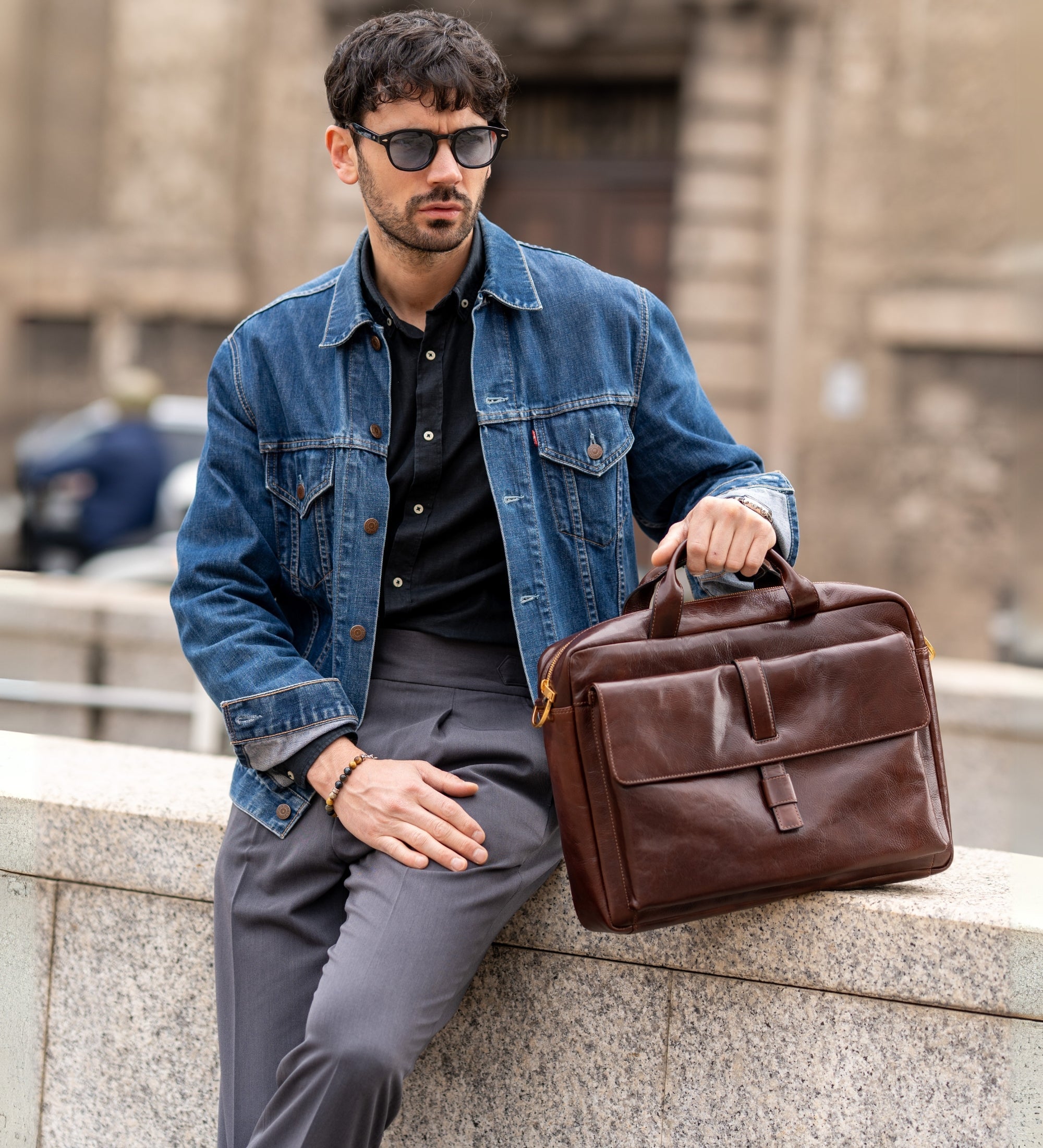 Duża skórzana teczka na laptopa - The Chateau