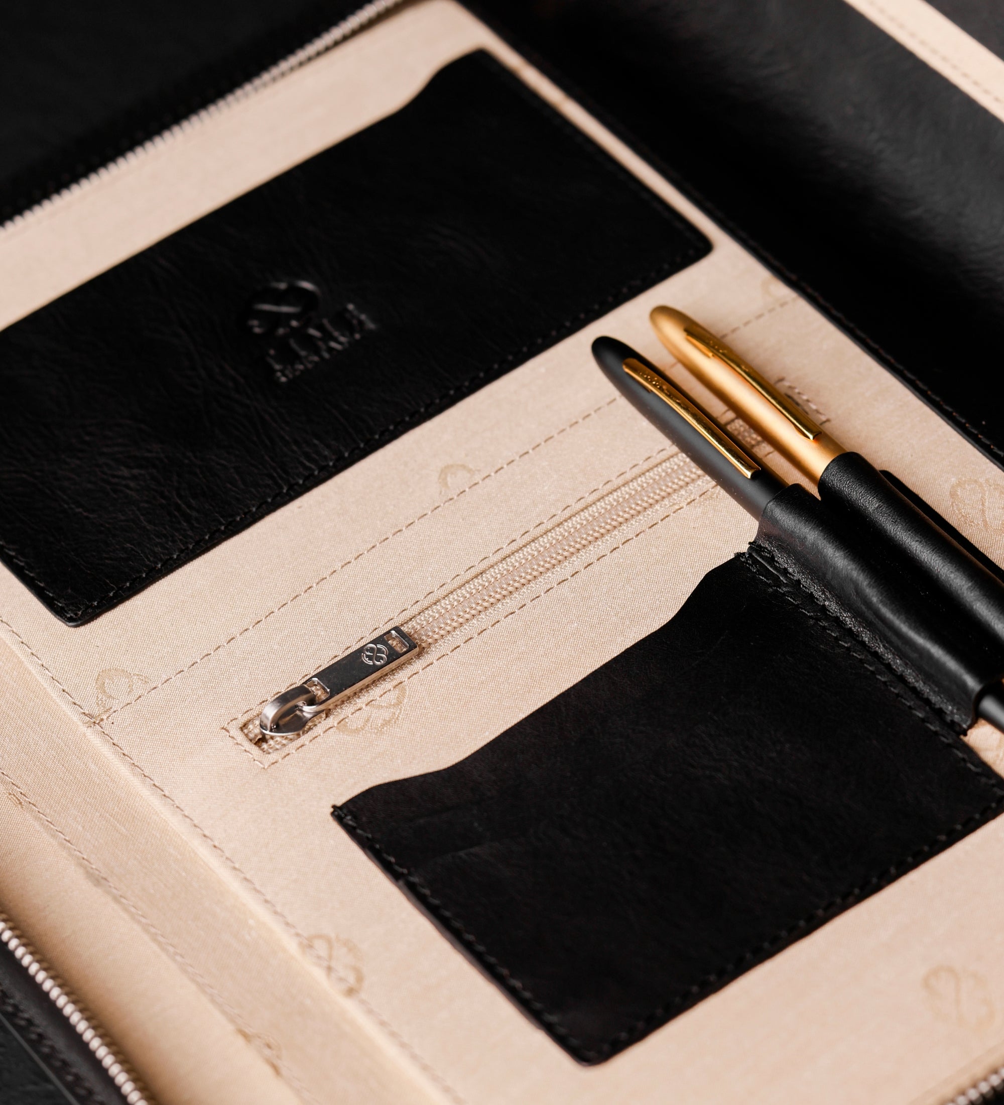 Skórzana teczka na dokumenty A4 dla kobiet - Candide