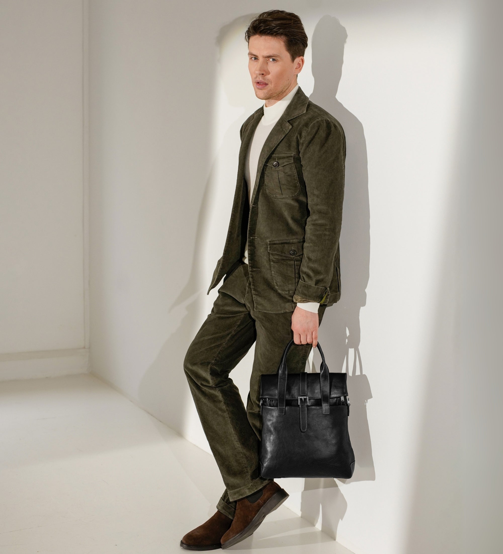 Skórzany plecak wielofunkcyjny - The Awakening