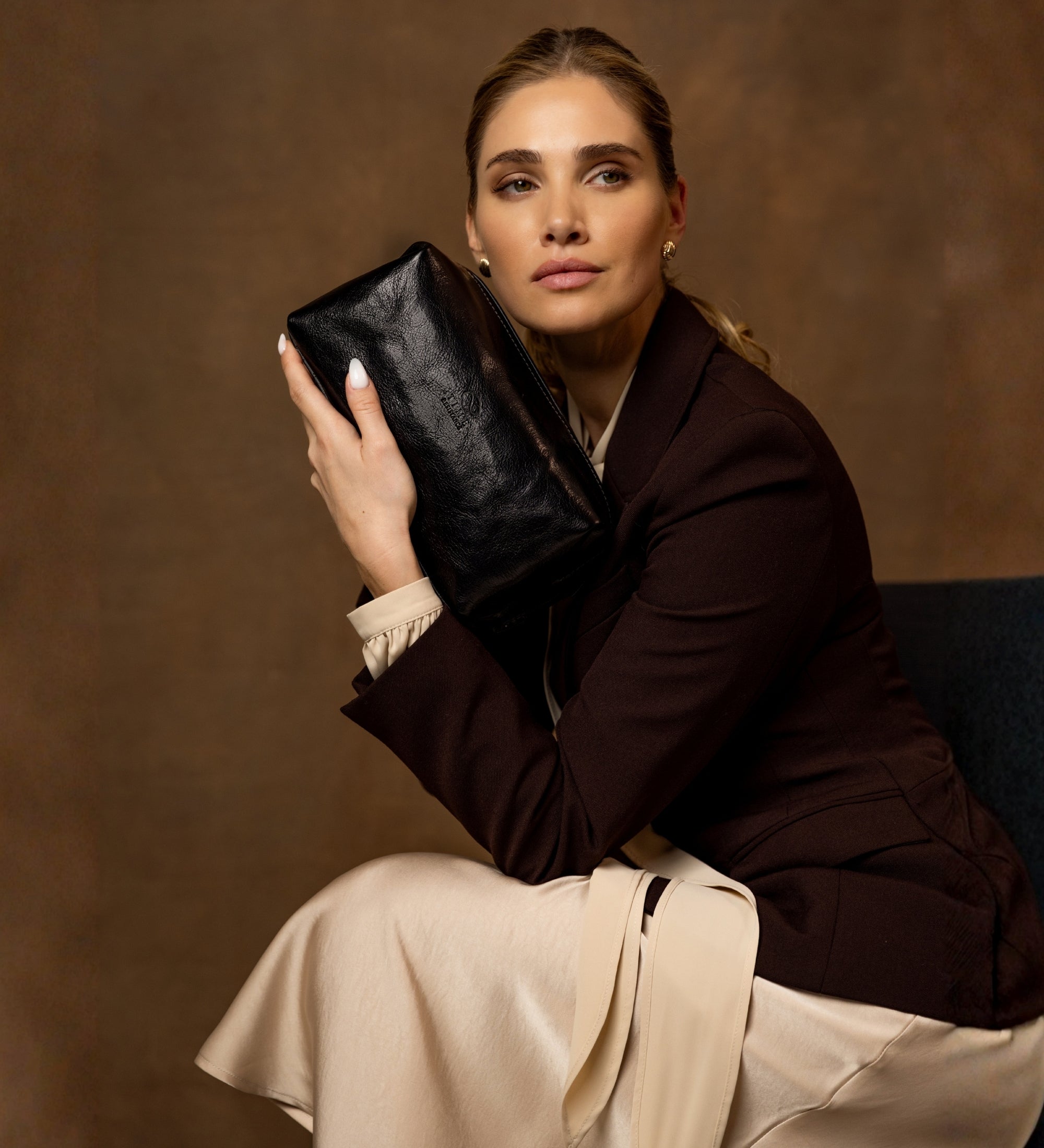 Skórzana kosmetyczka dla kobiet - Four Past Midnight