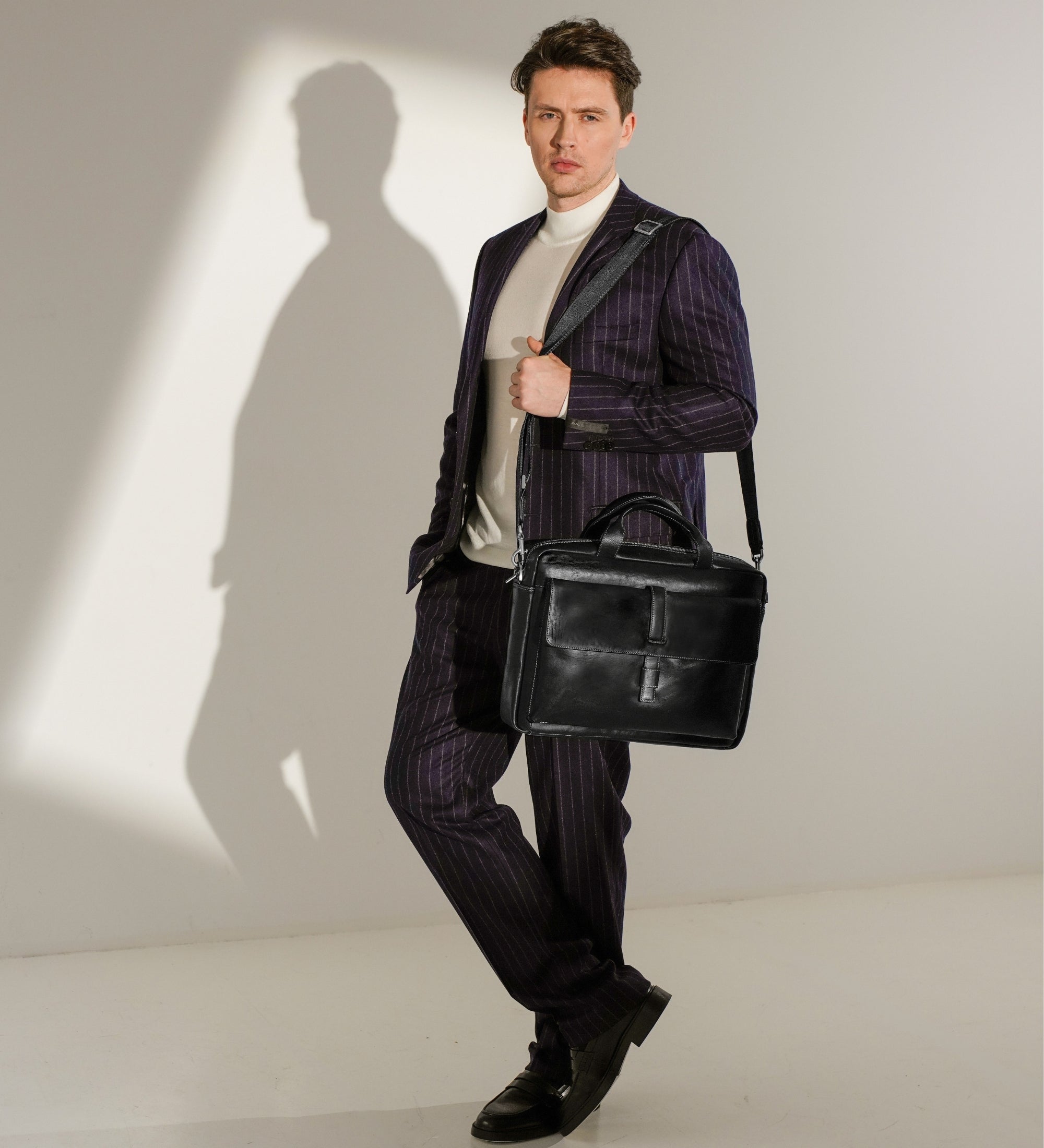 Duża skórzana teczka na laptopa - The Chateau