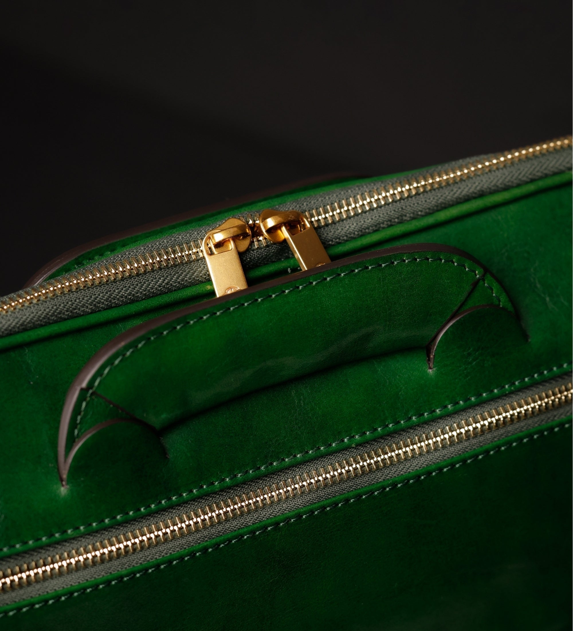 Skórzana teczka na laptopa - Brave New World