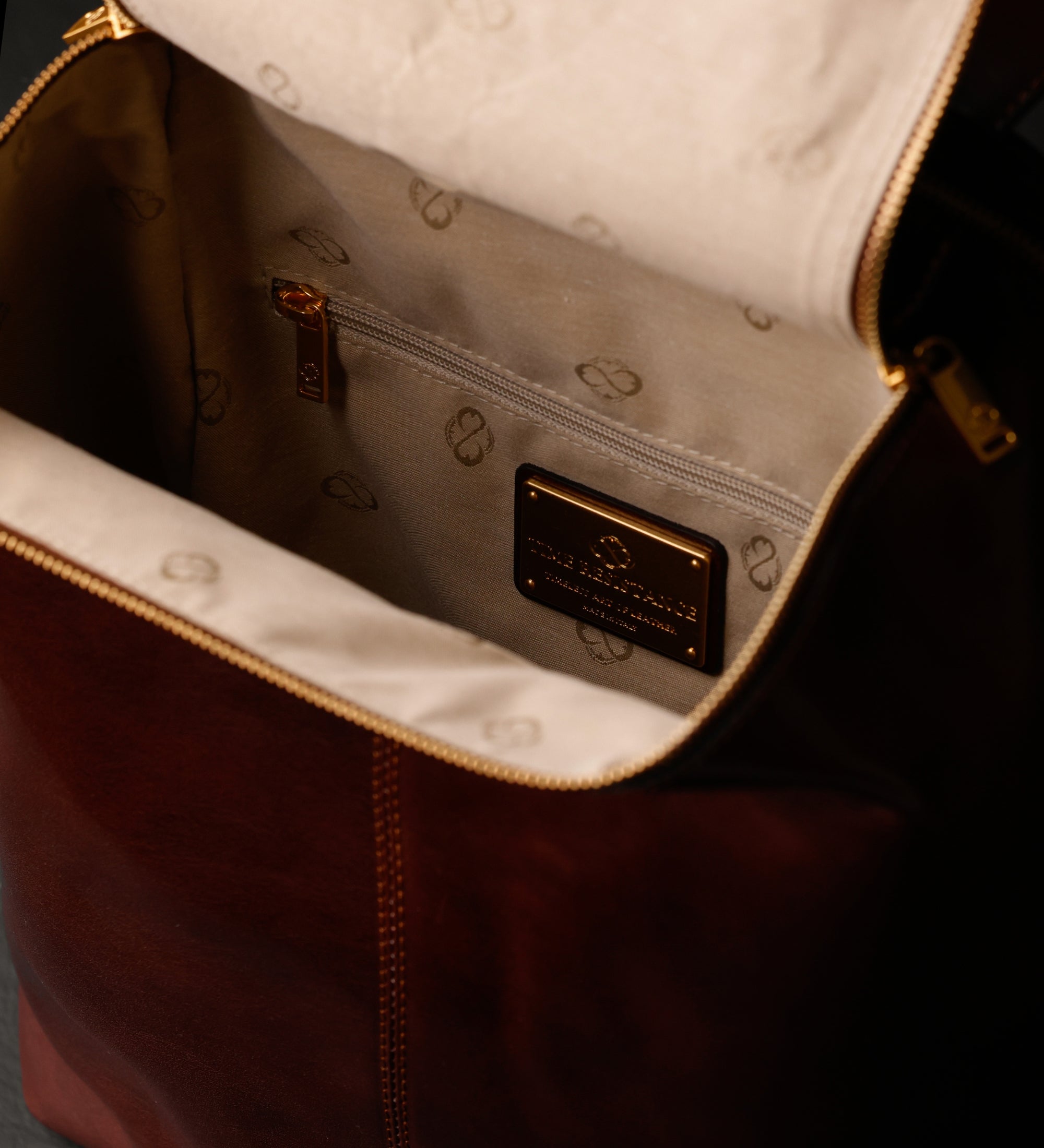 Plecak skórzany - A Bend in the River