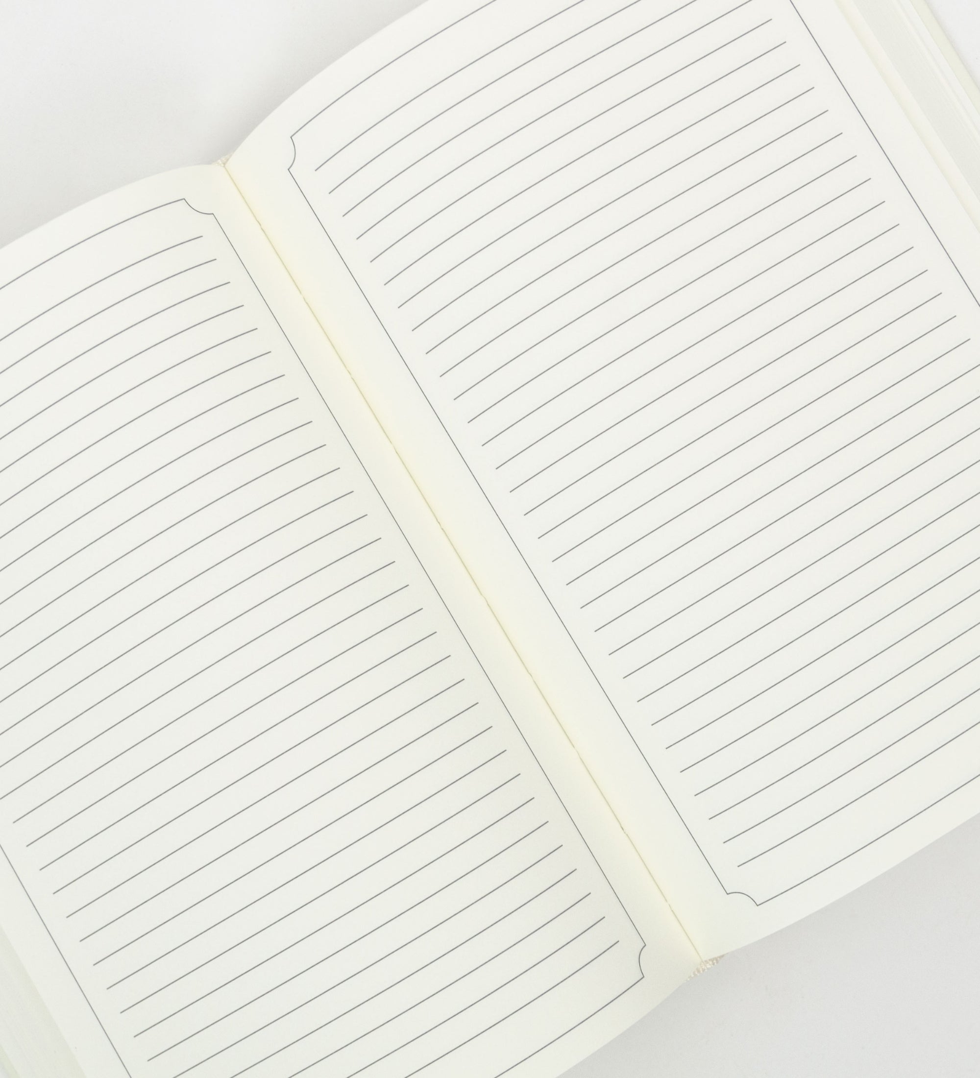 Trzy notesy z wymiennymi wkładami w formacie A5 dla kobiet