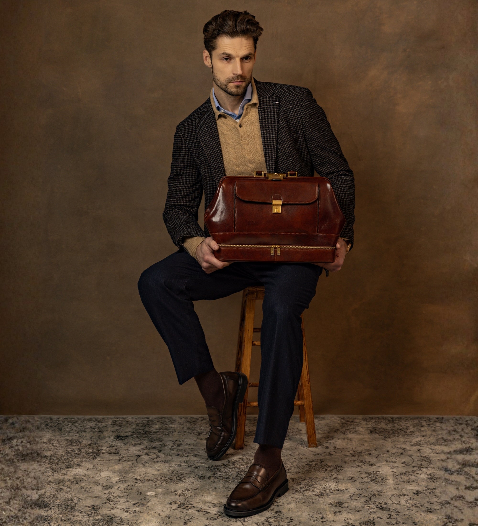 Duża włoska torba lekarska ze skóry - The Master and Margarita