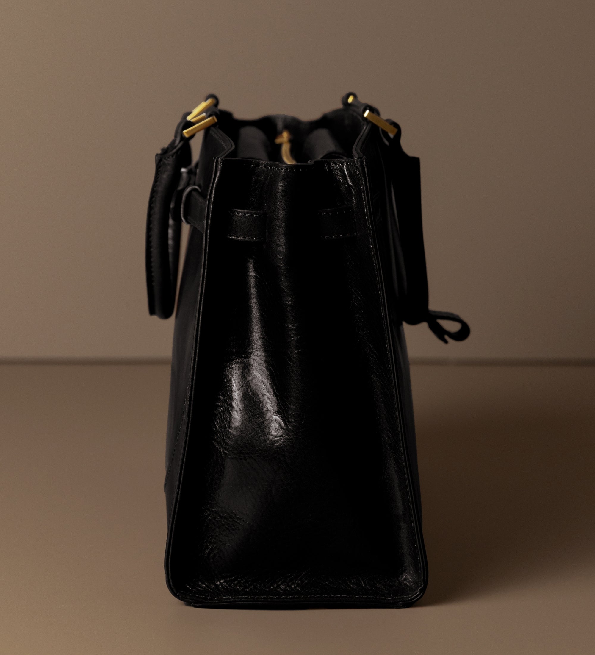 Skórzana torebka dla kobiet - Shirley