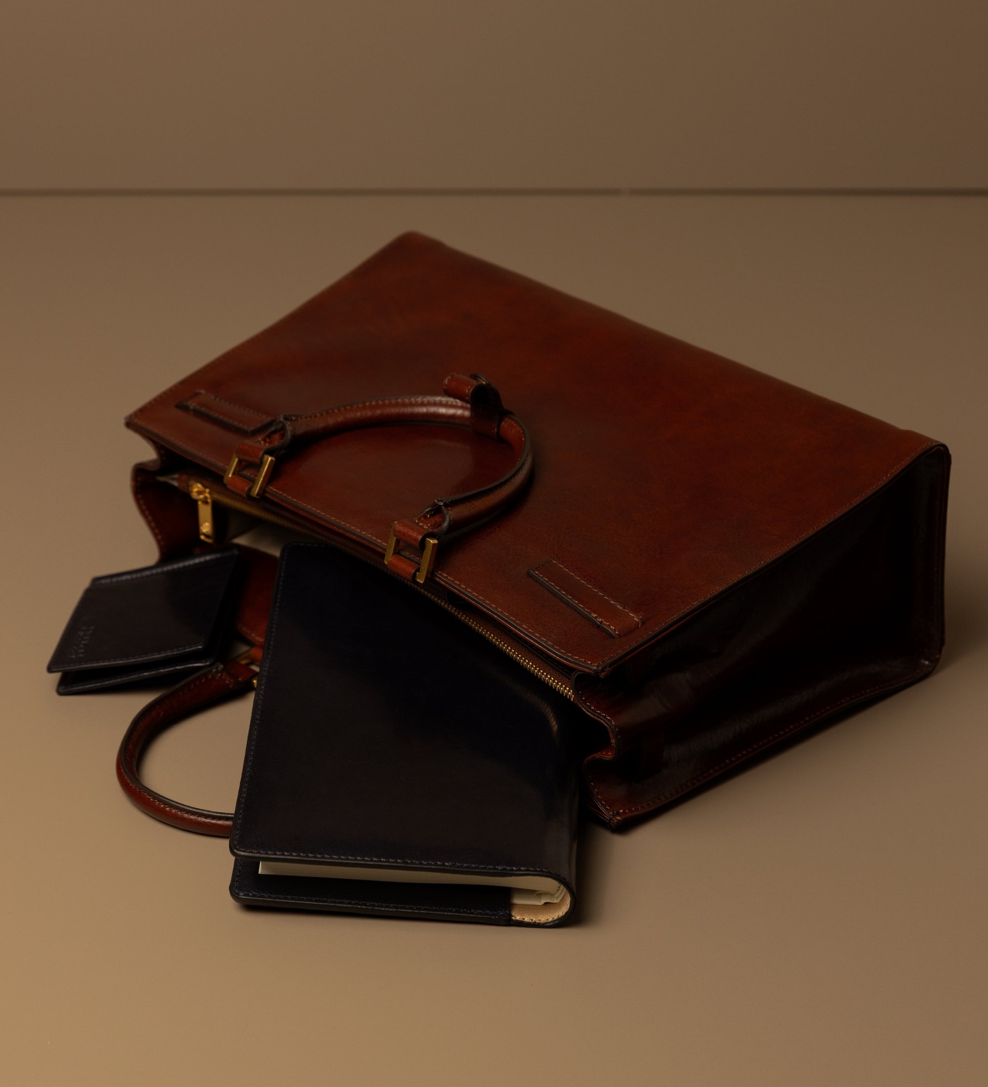 Skórzana torebka dla kobiet - Shirley