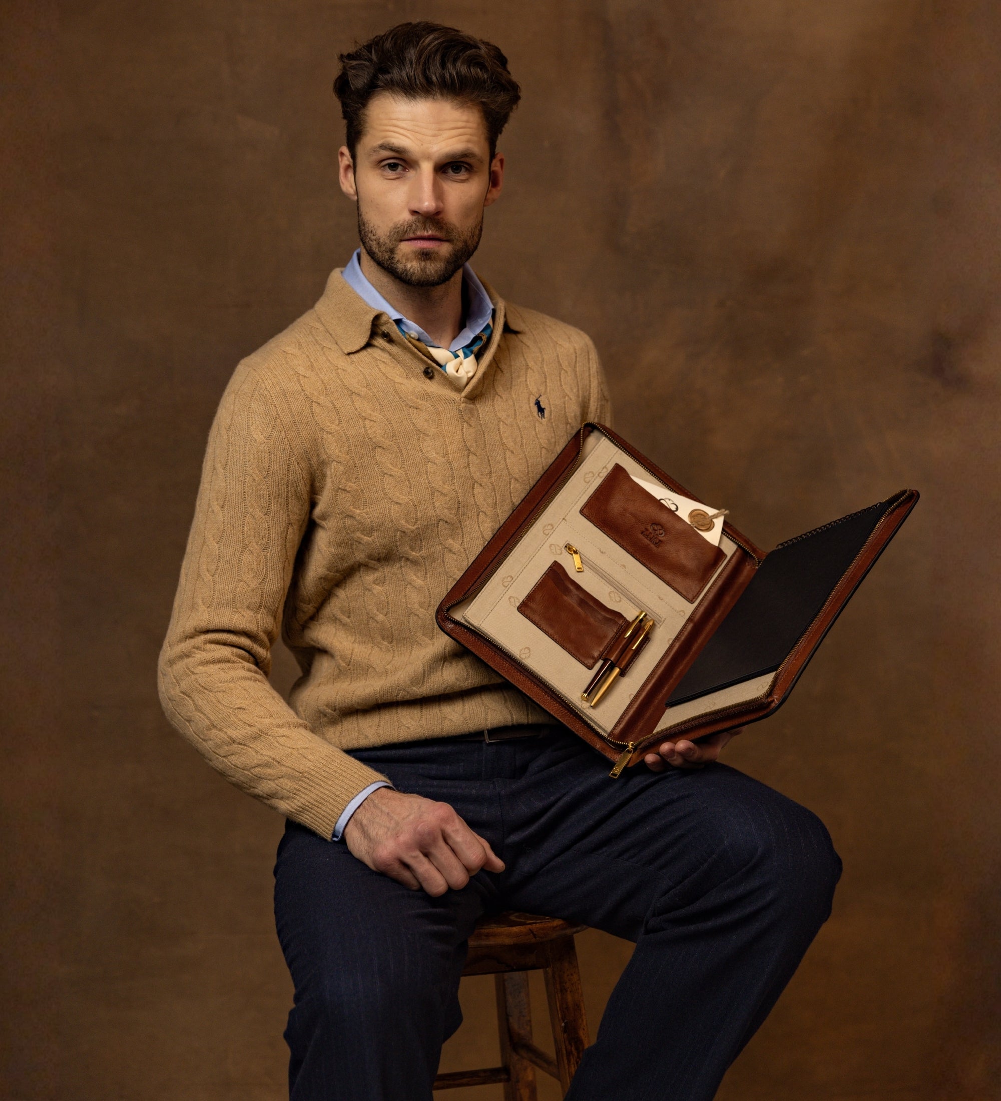 Skórzany organizer folder na dokumenty A4 - Candide