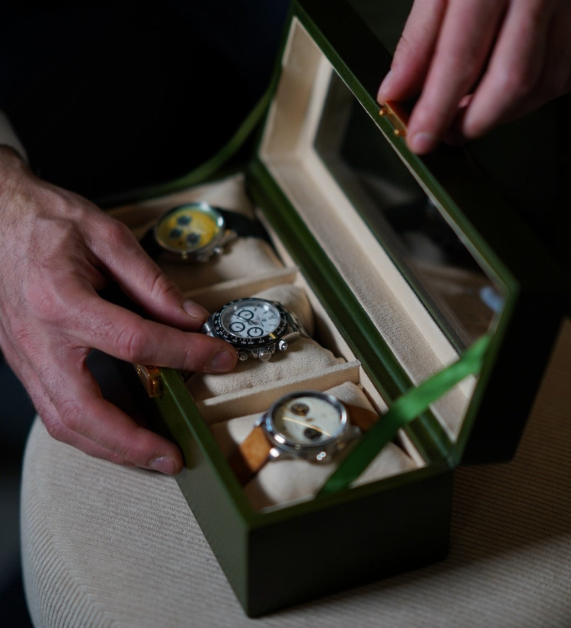 Skórzane pudełko na zegarki, organizer na zegarki - Silence