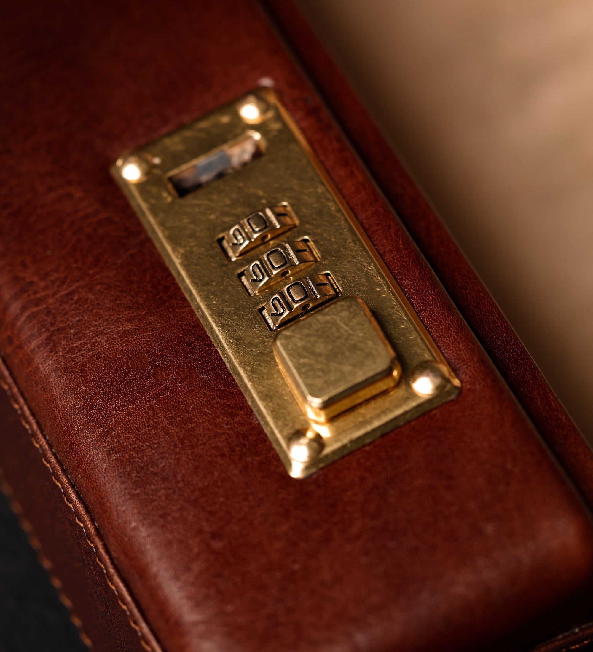 Skórzana teczka dyplomatyczna dla kobiet - Vendetta