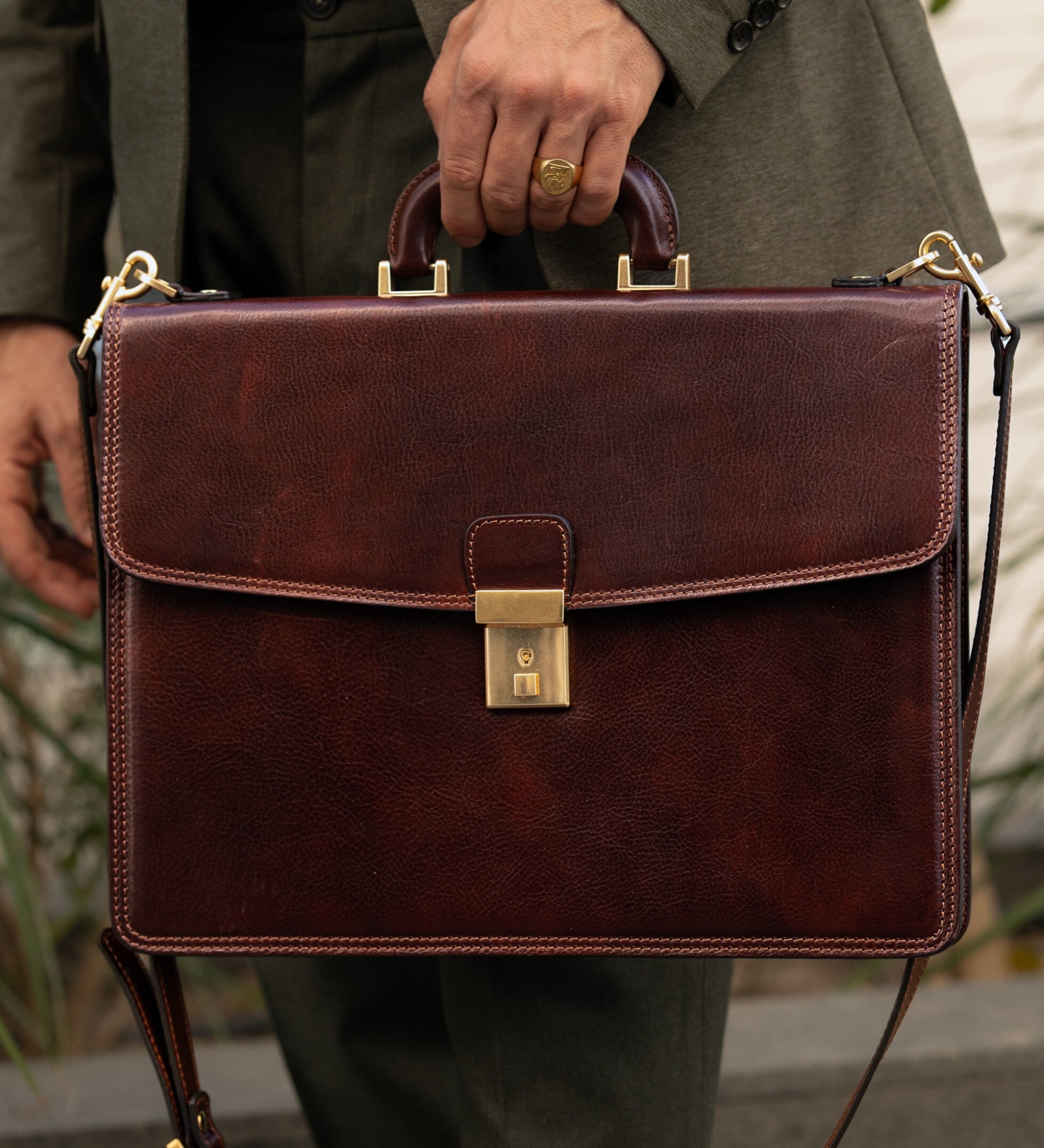 Skórzana teczka - The Sound of the Mountain