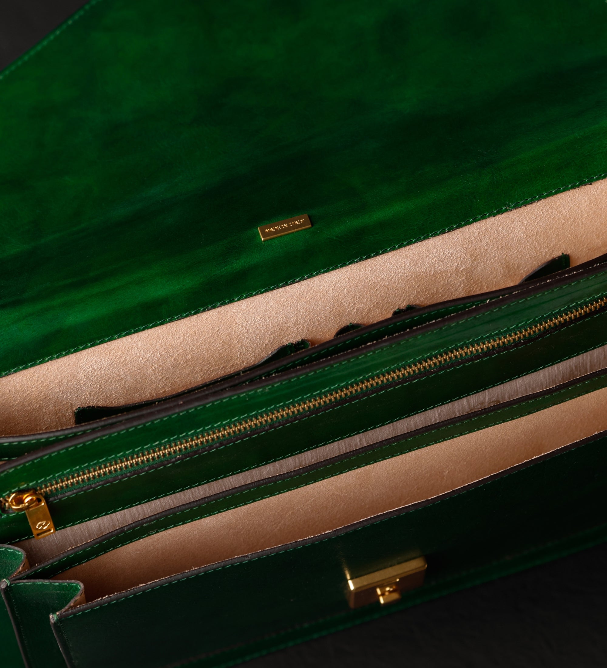 Teczka skórzana o klasycznym designie - The Magus