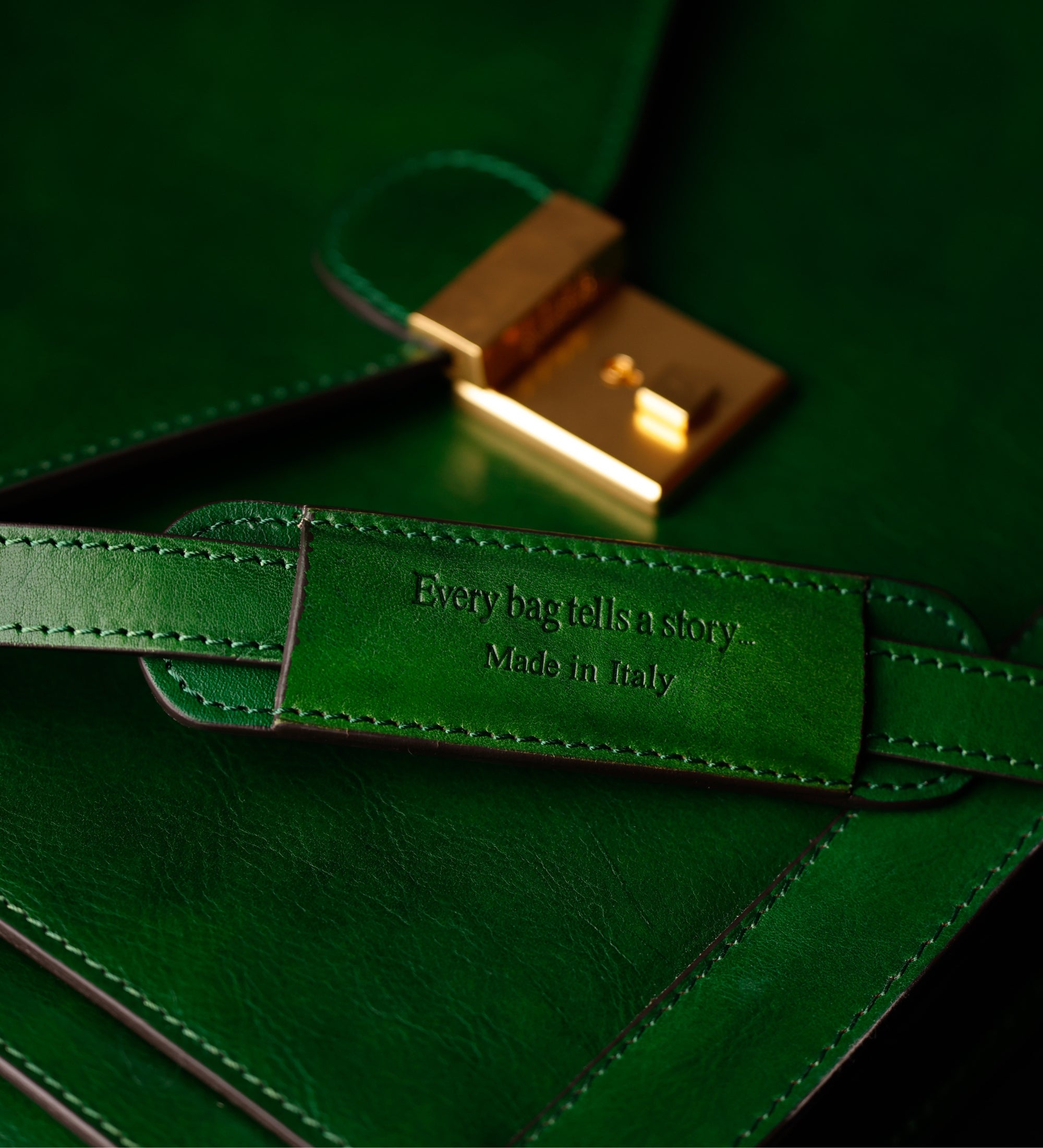 Teczka skórzana o klasycznym designie - The Magus