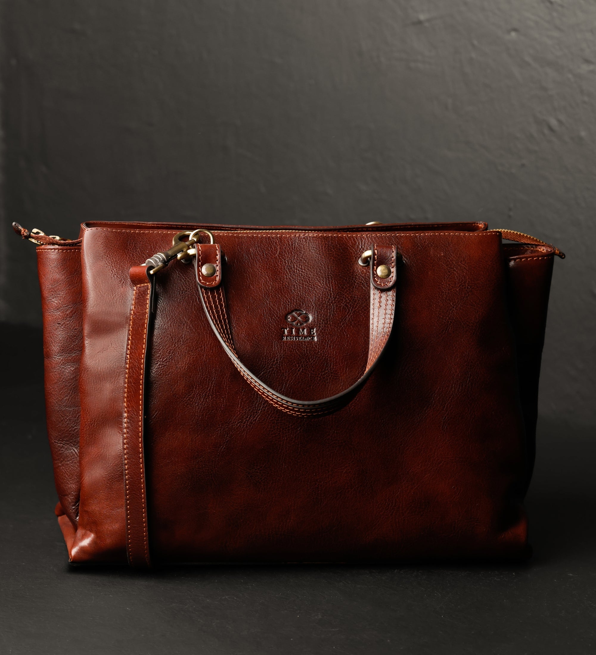 Skórzana torba shopper, torba na ramię dla kobiet - The Scarlet Letter