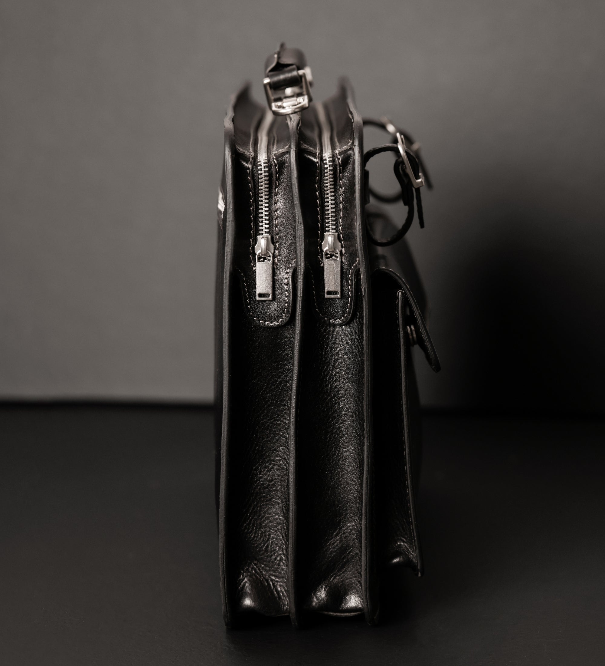 Skórzana torba typu satchel - The Prophet