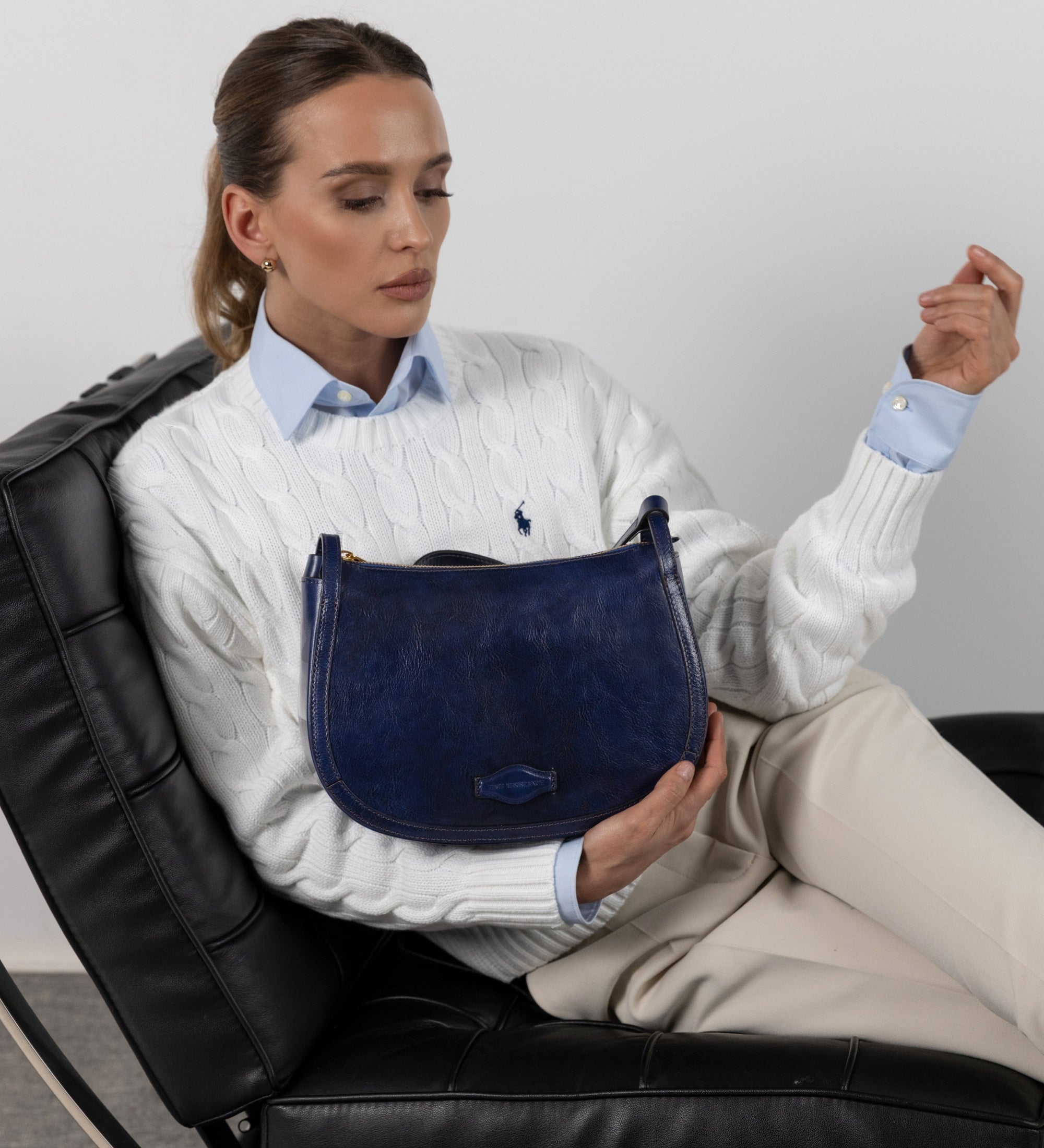 Skórzana torba typu hobo dla kobiet - La Noia