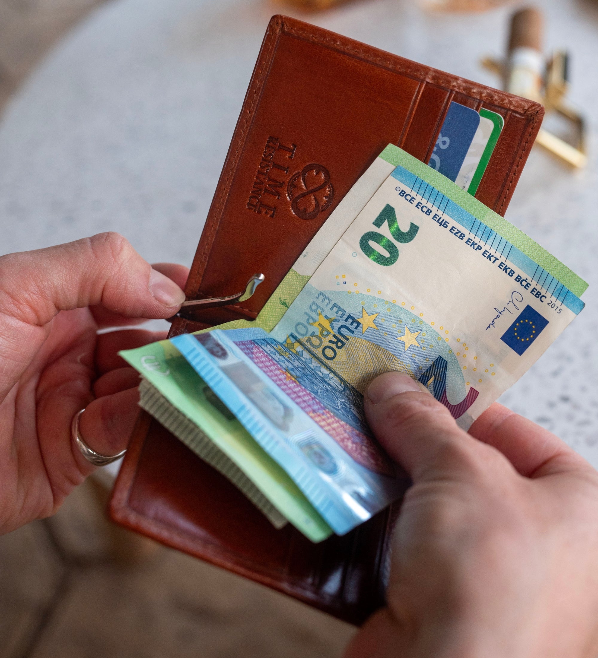 Skórzany Portfel z Klipem na Banknoty - The Outsider