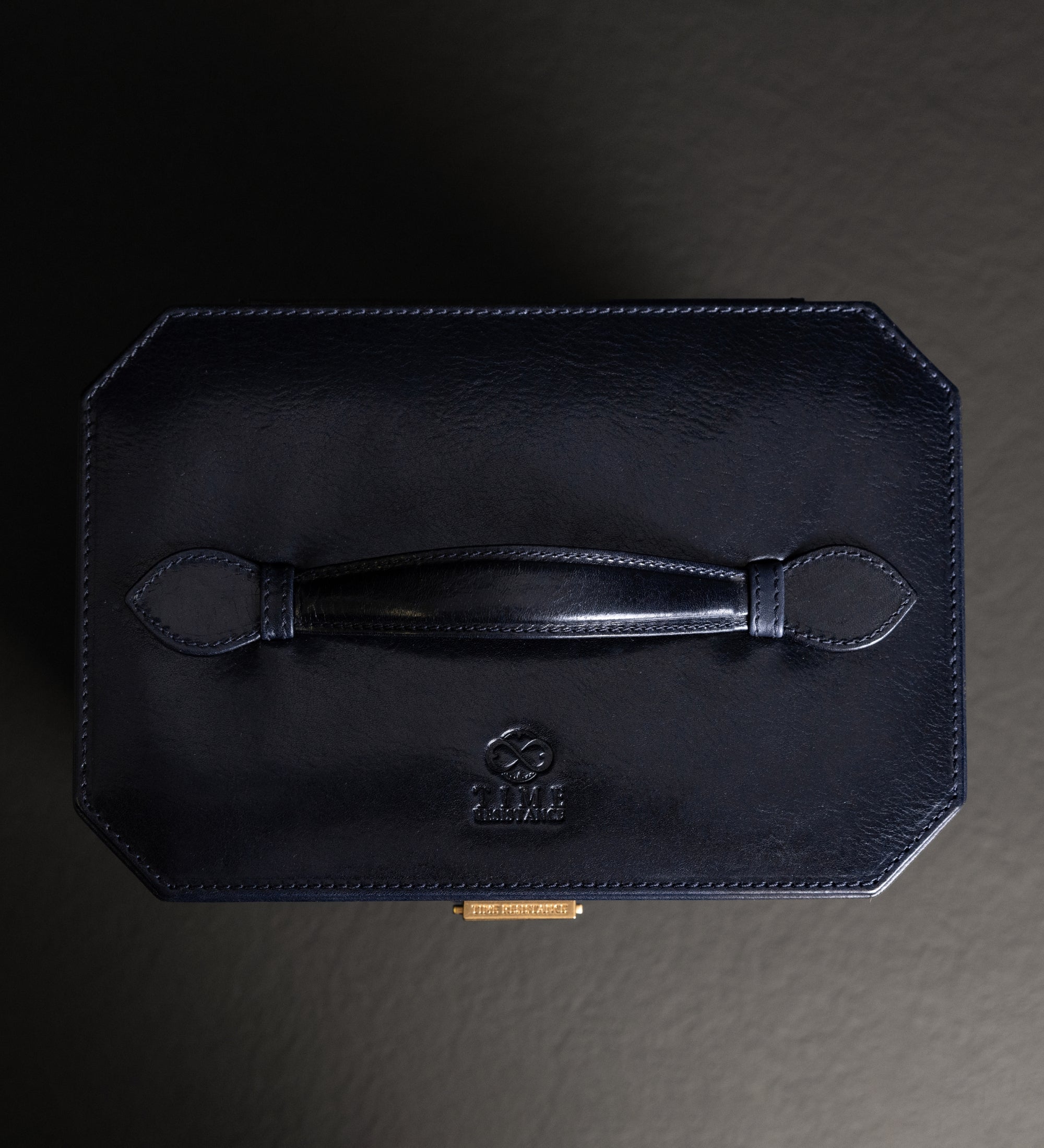 Duża szkatułka na biżuterię ze skóry dla kobiet - A Handful of Dust