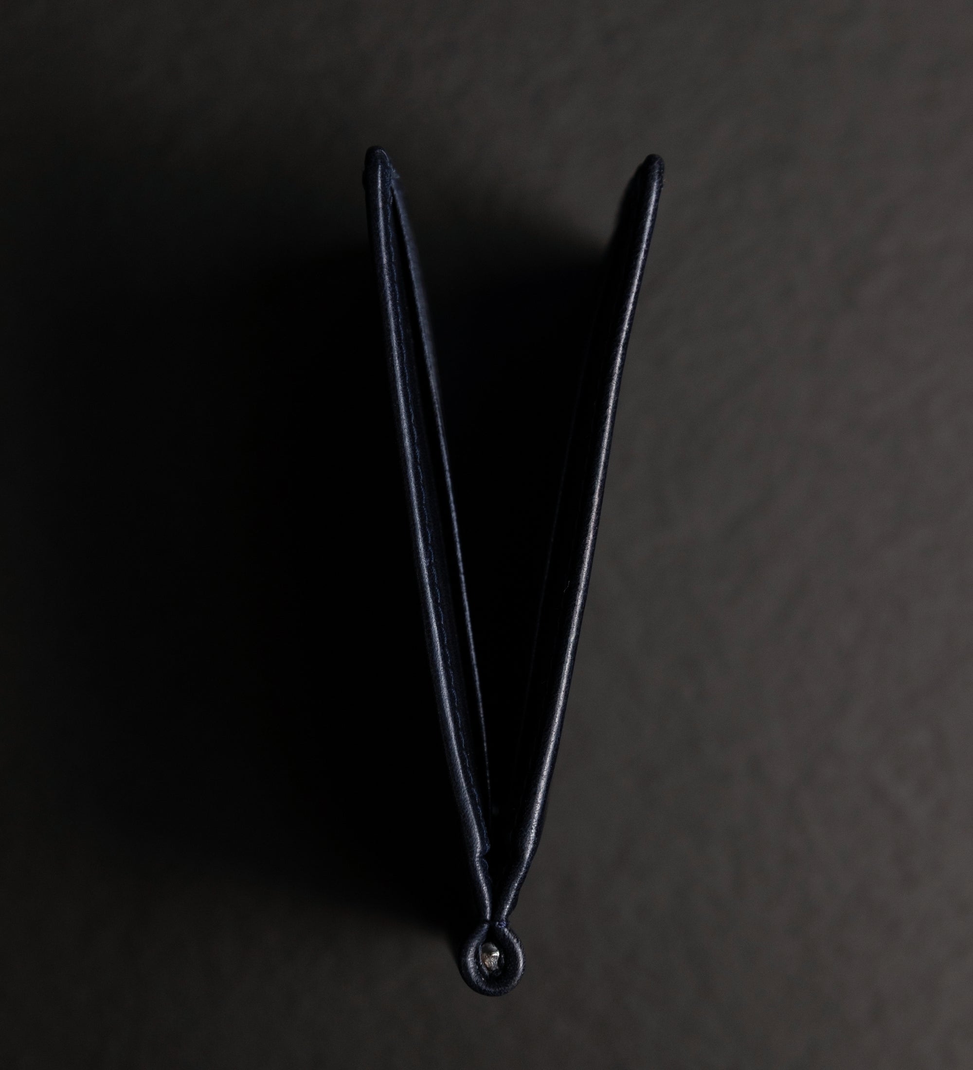 Skórzany Portfel z Klipem na Banknoty - The Outsider