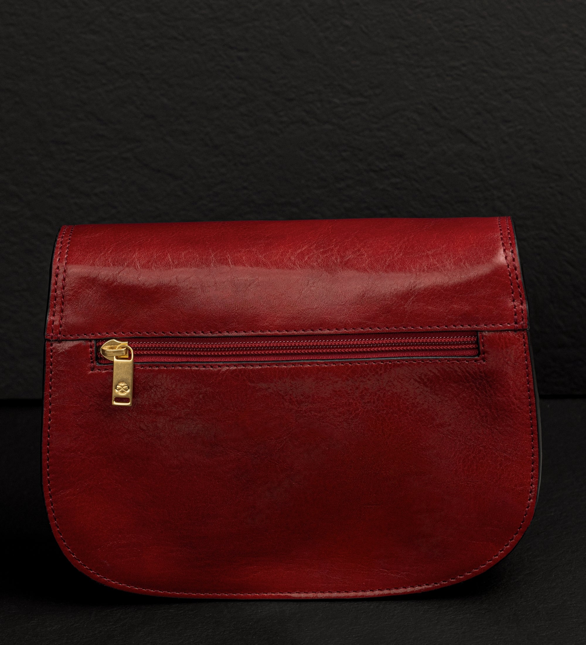 Skórzana torba saddle torba crossbody dla kobiet - Moonfleet