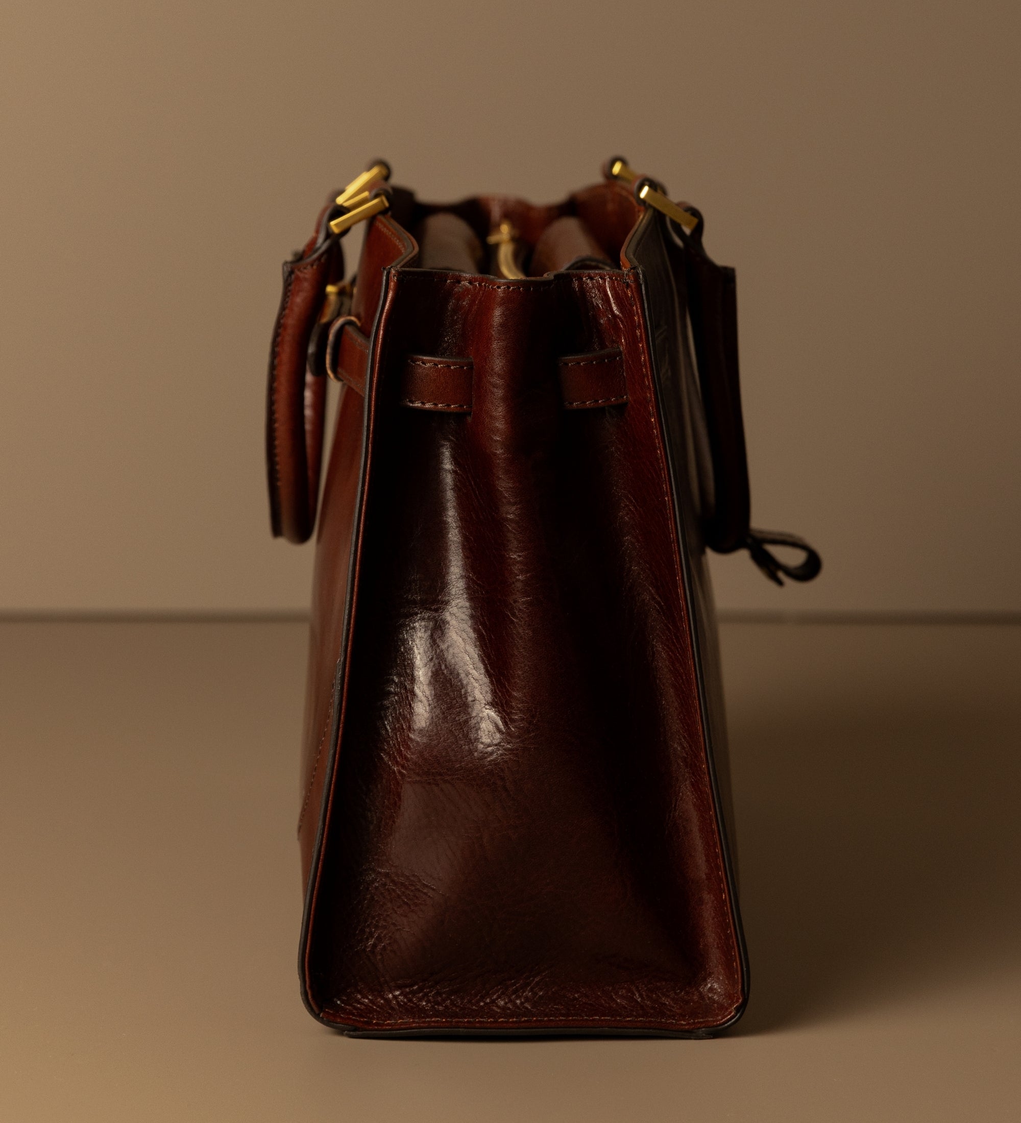 Skórzana torebka dla kobiet - Shirley